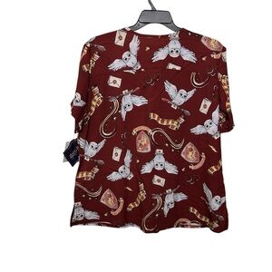 Warner Bros. Red Harry Potter Graphic Top scrub top 2xl 24”ptp